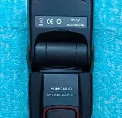 YN 565 EX II Flash Light for sale