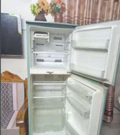 Sharp Fridge 12.5cft (220 litre)