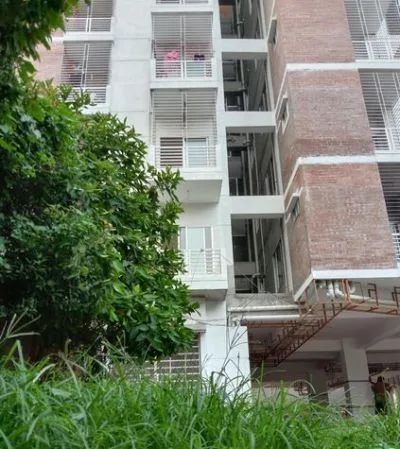 ৩ বেডের দক্ষিণমুখী ফ্ল্যাট বিক্রয়।