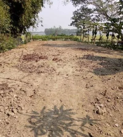 রাস্তা সংলগ্ন ভরাট জায়গা বিক্রি হবে