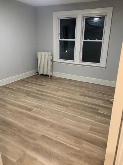 Single rooms available for rent