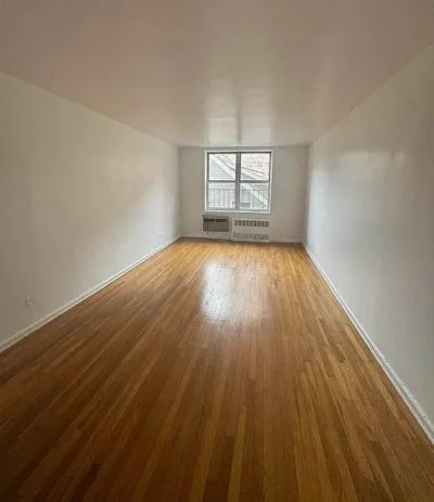 1 bed 1 bath house for rent