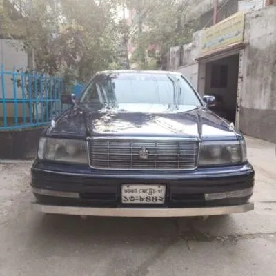 Toyota royal crown 1996 car for sale