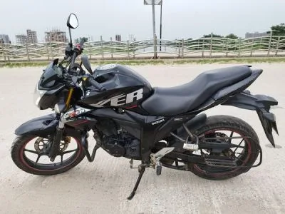 Suzuki gixxer double disc motorcycle for sale