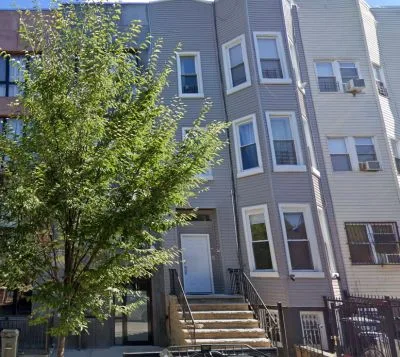 1 beds 1 baths House for Rent