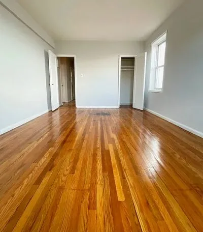 2 beds 1 baths 800 sqft