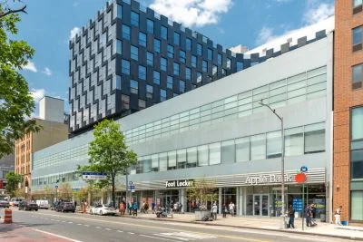 4-Star Office/Retail Space Available