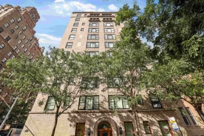 600 - 1,500 SF of Space Available for Rent