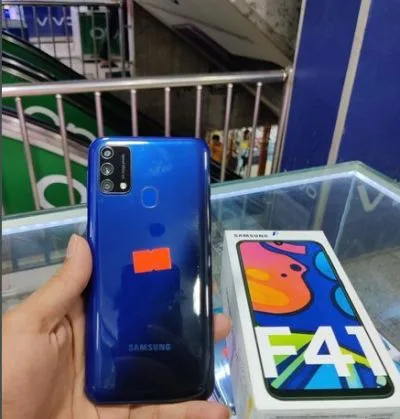 Samsung Galaxy F41 6/128GB Full Box (Used)