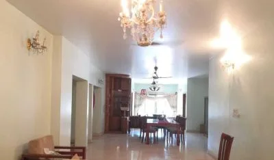 2800 SqFt 4Bed Flat For Rent