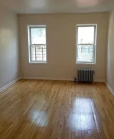 2 beds  1 baths Apartment for Rent