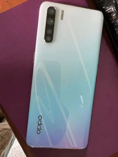 Mobile phone Oppo F15(Used)