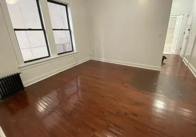 1 beds  1 baths House for Rent