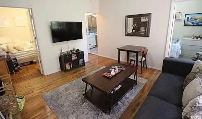 2 beds 1 baths House for Rent