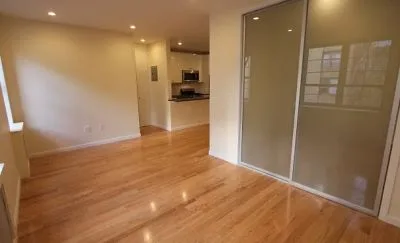 1 beds  1 baths House for Rent