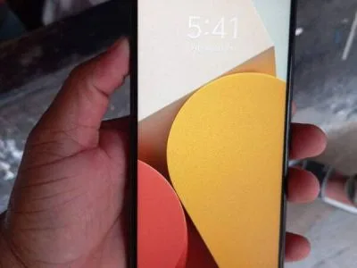 Mobile phone vivo y17s 6/128 (Used)