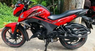 Honda Hornet . 2018