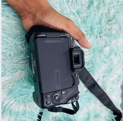 Canon 200d mark ii