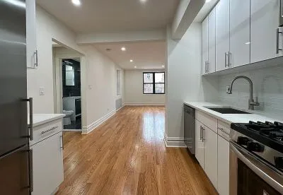1 beds 1 baths 480 sqft House for Rent