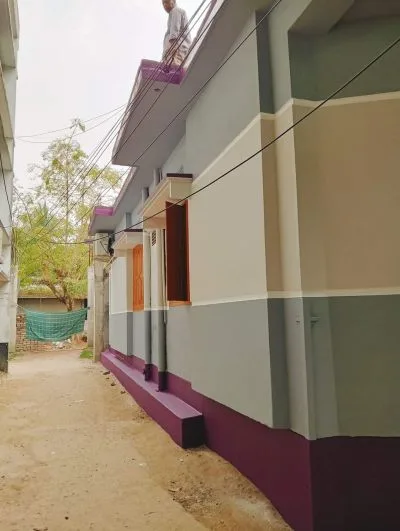 বাড়িসহ ৫ শতক জমি বিক্রি হবে