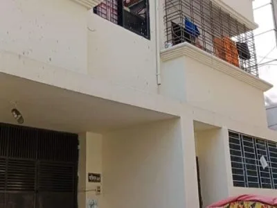 বাড়ি বিক্রি করা হবে