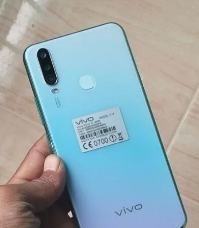Vivo Y17 <6/128 battery 5000