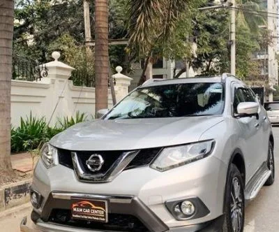 Nissan X-Trail Mode premier 2016