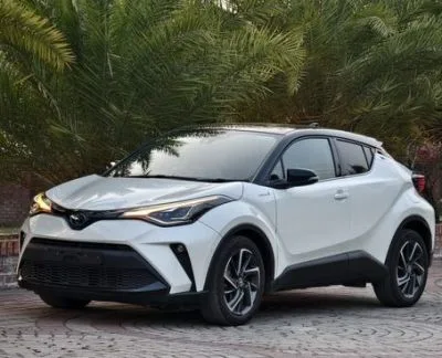 Toyota C-HR HYBRID BRAND NEW 2022