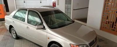 Toyota Vista . 1999