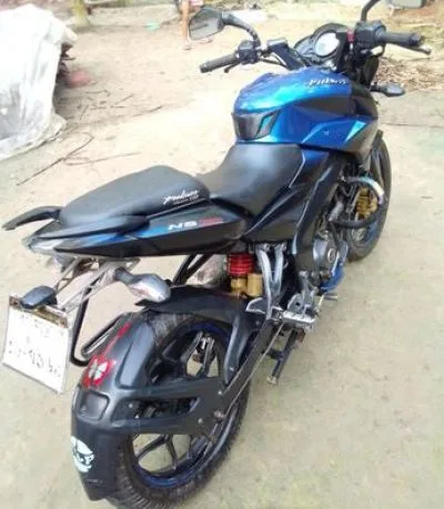 Bajaj Pulsar . 2020