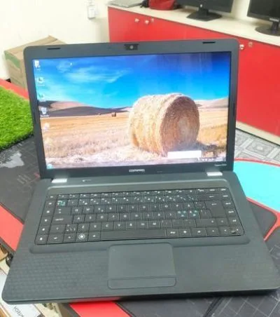 Compaq Presario CQ56