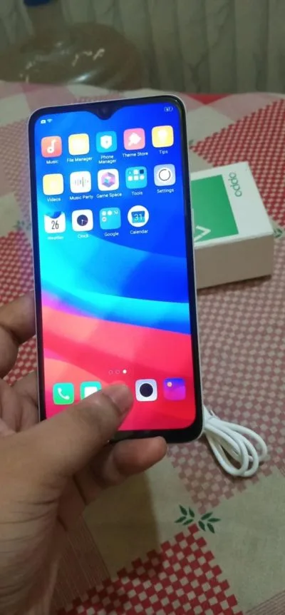 Oppo F17 Mobile Phone
