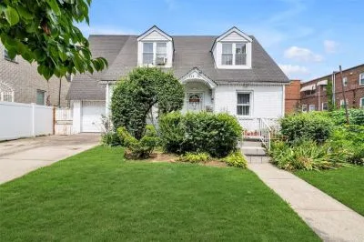 4 Beds 3 Baths .1 ac House for Sale