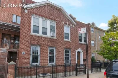 4 Beds 2 Baths 2,541 sq ft House for Sale