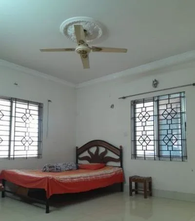 Sublet for women