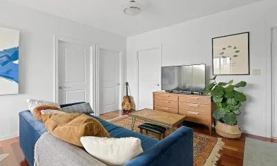 2 beds  2 baths 900 sqft House for Rent