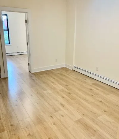 2 beds 1 baths House for Rent