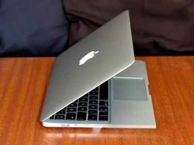 Macbook Air ( usa varient militery grade)