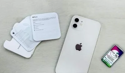 Apple iPhone 12 64GB Health: 84% (Used)