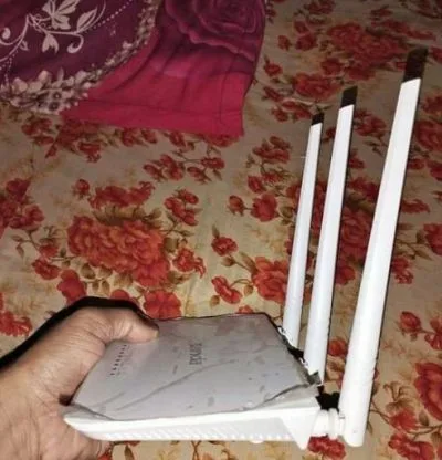 Tenda Router F3