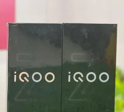 iQOO Z9X 6/128 (New)