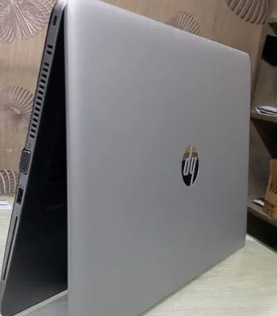 HP Elitebook 850 G3 ( i5 6th gen ) 8/256Gb