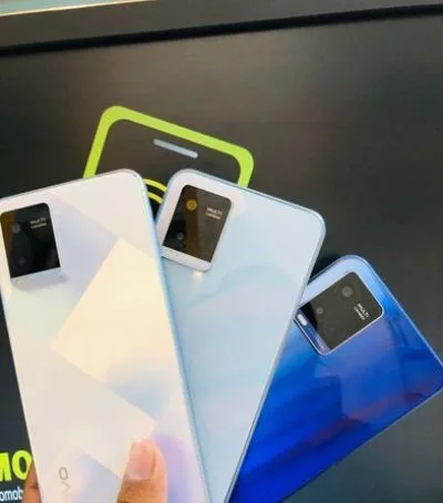 Vivo Y21 Available 4/64