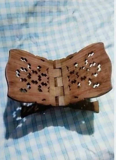 কোরআন শরীফ রাখার রেহাল