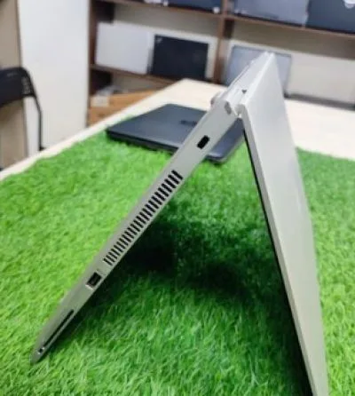HP EliteBook 840 G5 i5 8th Gen,8/256 GB SSD