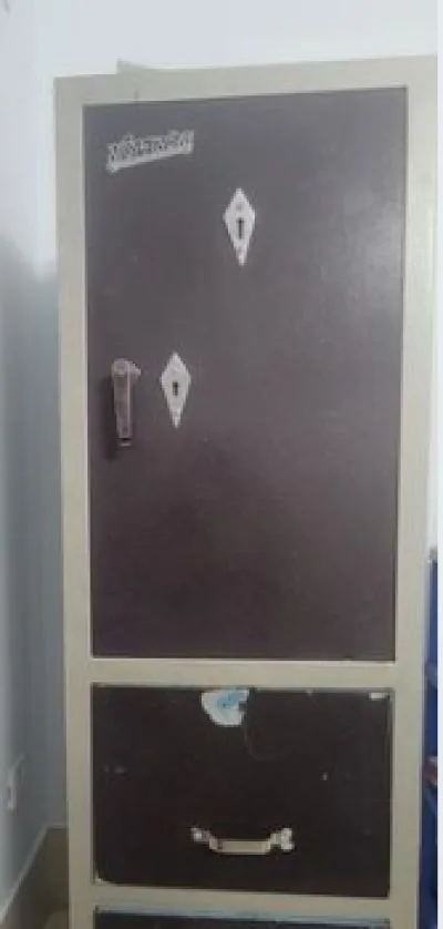 Steel Almirah/cabinet