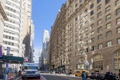 600 - 113,041 SF of Space Available