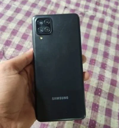 Samsung Galaxy A12