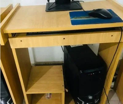 Computer table for sale