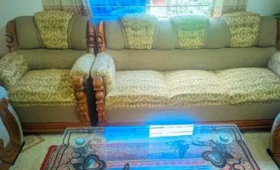 সেমি ভিক্টোরিয়ান ৩,২,১ সোফা সেট টি টেবিল সহ